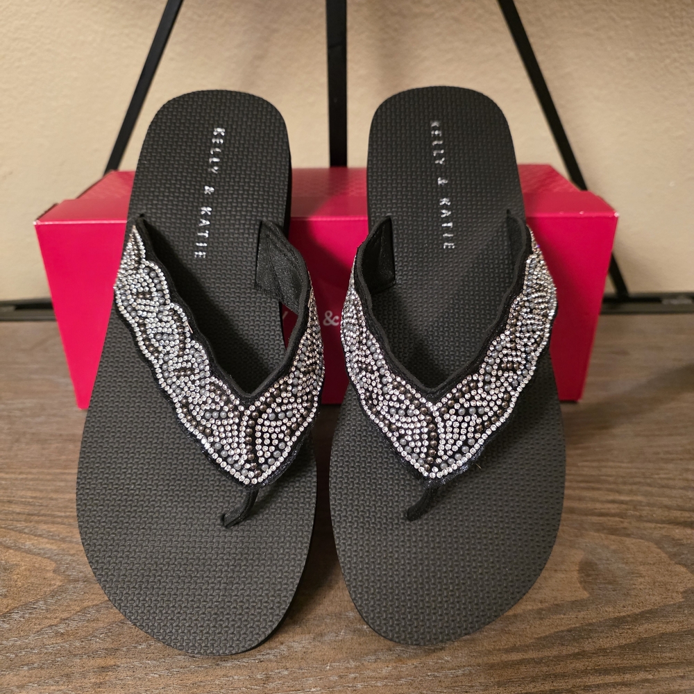 NEW LUXE‎ CRUISEWEAR ⛴️💅 Kelly & Katie Black Beaded Women's Sandals